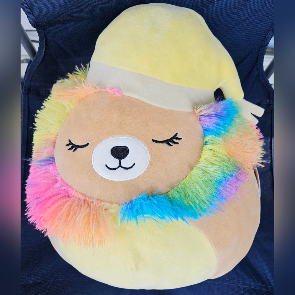 Lianne the sleeping lion 16" squishmallow plush toy (Wnet)